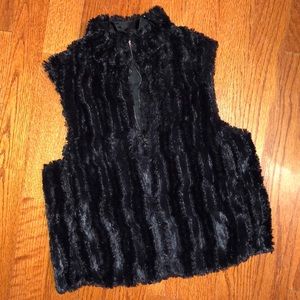 eight sixty faux fur vest